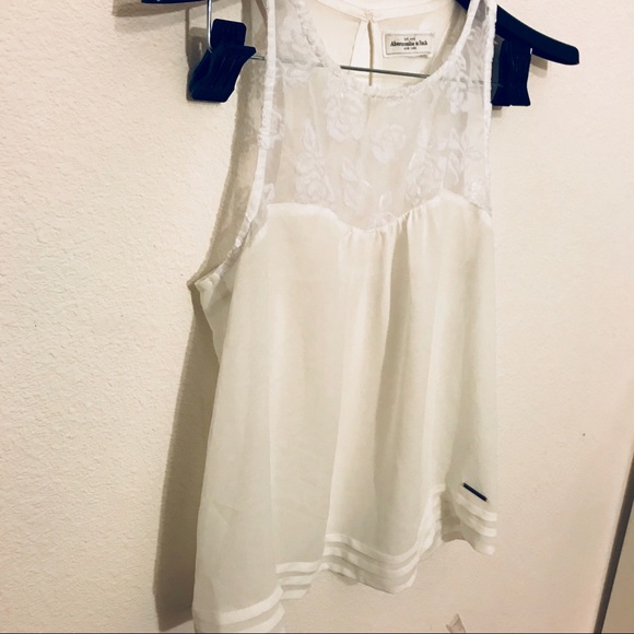 Blouse - Picture 3 of 4